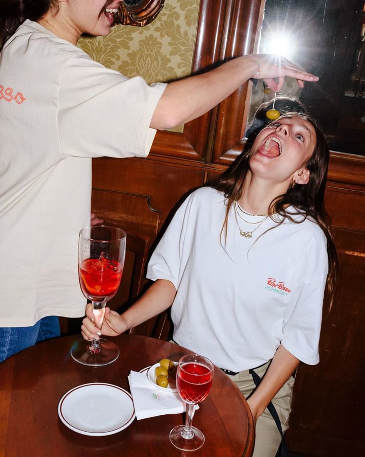 Don’t Retire the Party! Lipton bringt US-Generationen zusammen – per TikTok und Hard Iced Tea